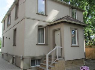 19 Troy St #19B, Mississauga, ON L5G 1S6
