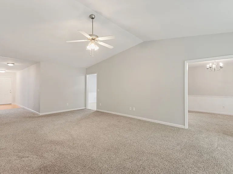 1908 Longburn Dr — Photo 13