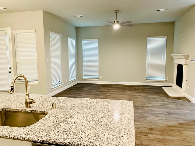 17644 Bottlebrush Dr — Photo 5
