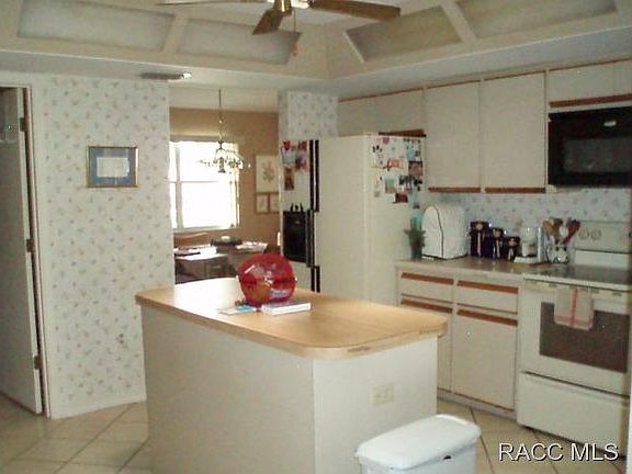 3rd image of 3839 N Rose Bay Path