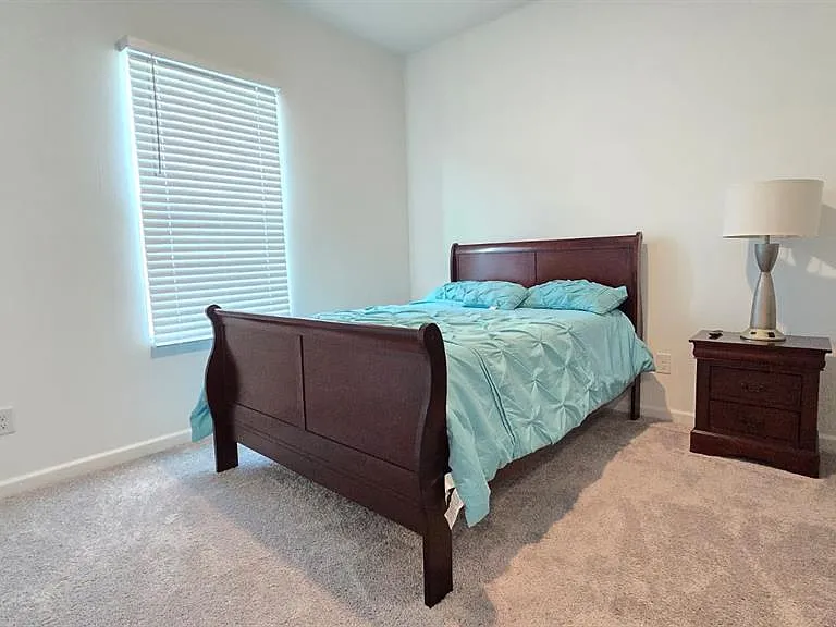 419 Conway Ave — Photo 18
