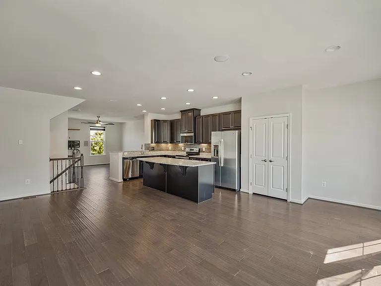 10711 Hinton Way — Photo 19