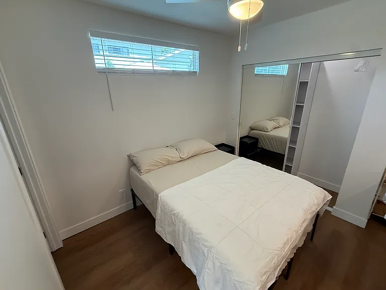 9233 1/4 E Nichols St #9233-1/4 — Photo 10
