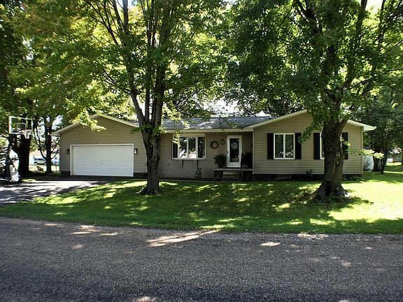 5th image of 17 Melrose Ln