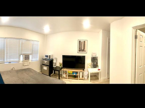 2nd image of 147 37th St #Gs