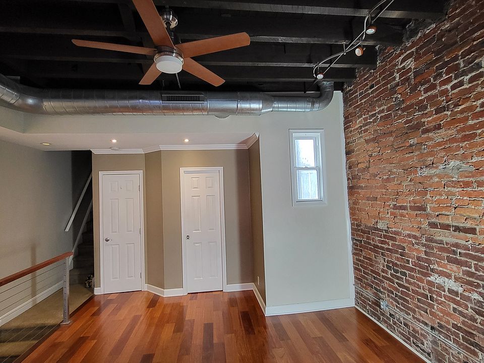 2nd Floor Living Room
