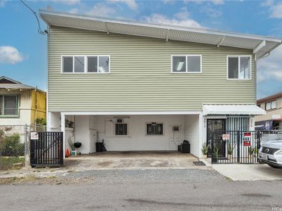 2015 Waterhouse St, Honolulu, HI, 96819