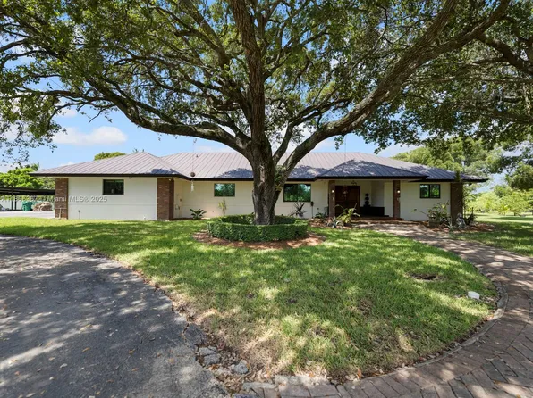 26690 SW 202nd Ave, Homestead, FL 33031
