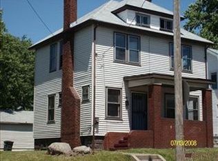 889 Longview Ave, Akron, OH 44307