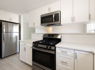 2 Bedford Rd #12, Woburn, MA 01801