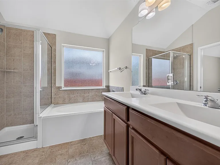 141 Vermilion Marble Trl — Photo 13