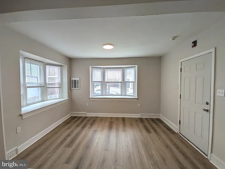5750-52 Rising Sun Ave #B1 — Photo 12