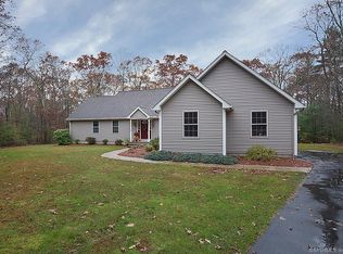 712 Cook Hill Rd, Killingly, CT 06239