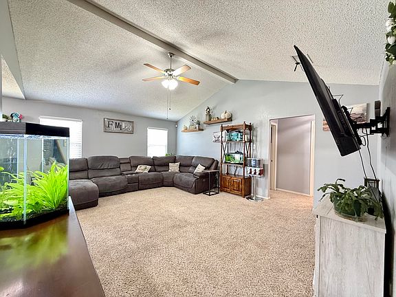5th image of 1216 Johnny Ln