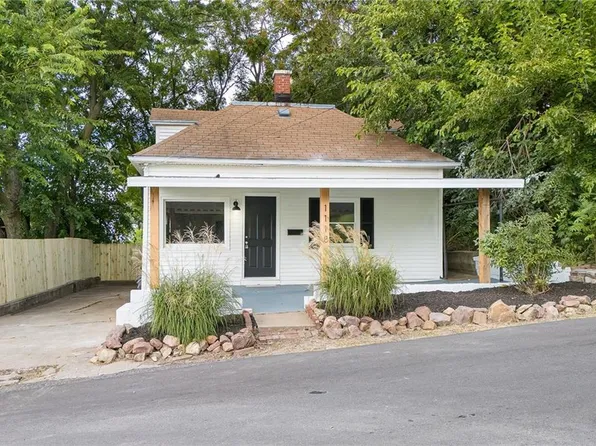 1118 S 13th St, Saint Joseph, MO 64503
