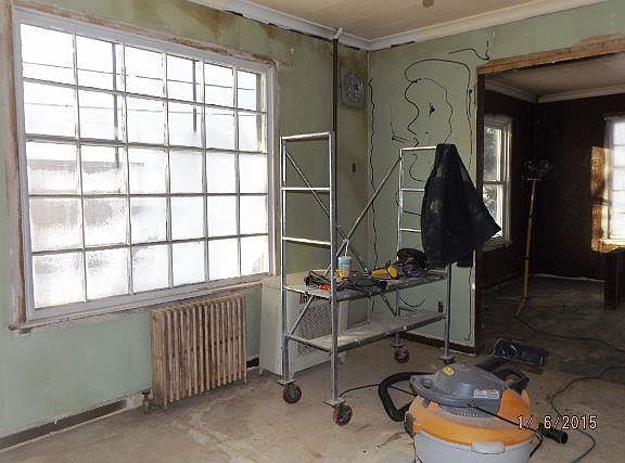 3rd image of 301 E B St