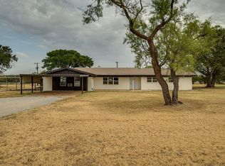 1150 Van Horn Rd, Iowa Park, TX 76367