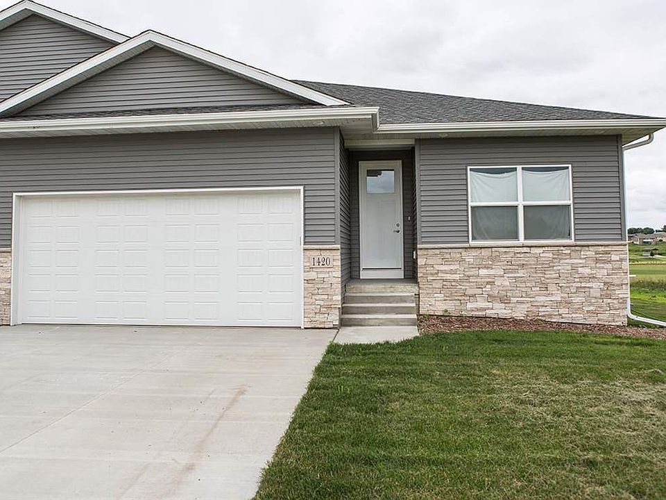 1st image of 1420 Watson Way