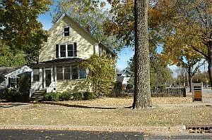 1st image of 203 N Pine Ave