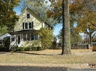 203 N Pine Ave, Arlington Heights, IL