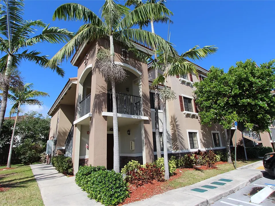 22831 SW 88th Pl #303
