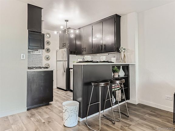4th image of 800 Washington Street #704