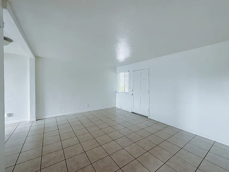 2417 E Campbell Ave #11A — Photo 10