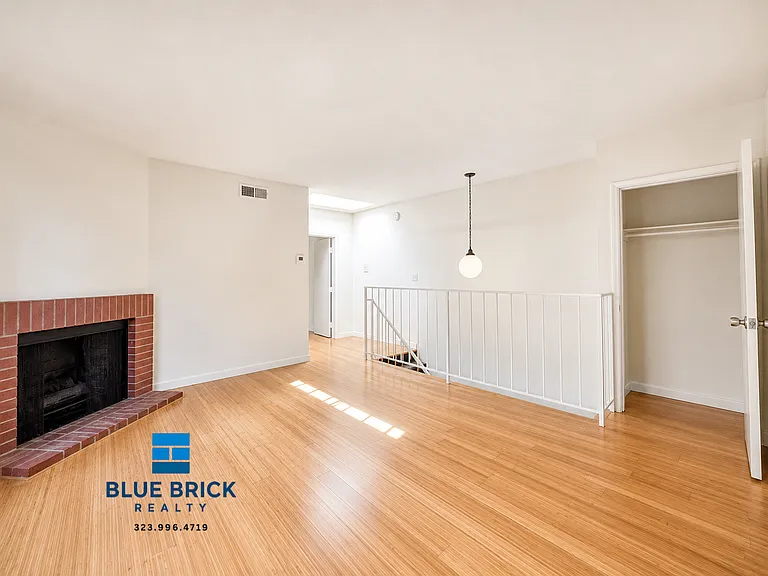 4455 Vista Del Monte Ave #4 — Photo 8
