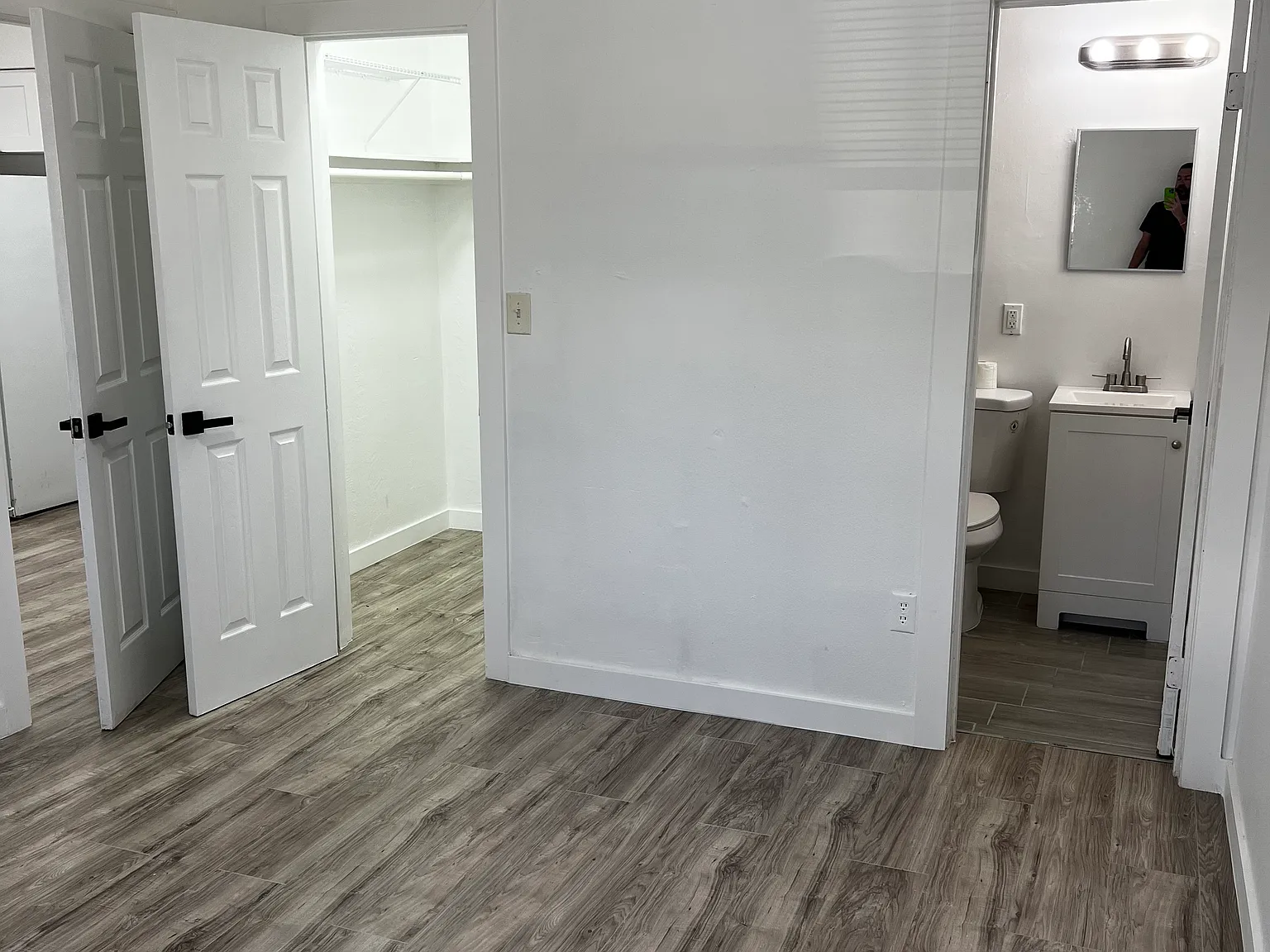 1 bed, 550 sqft, $1,750 — Photo 2