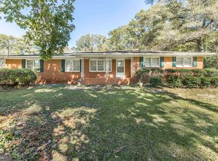 1102 Newport Rd, Macon, GA 31210