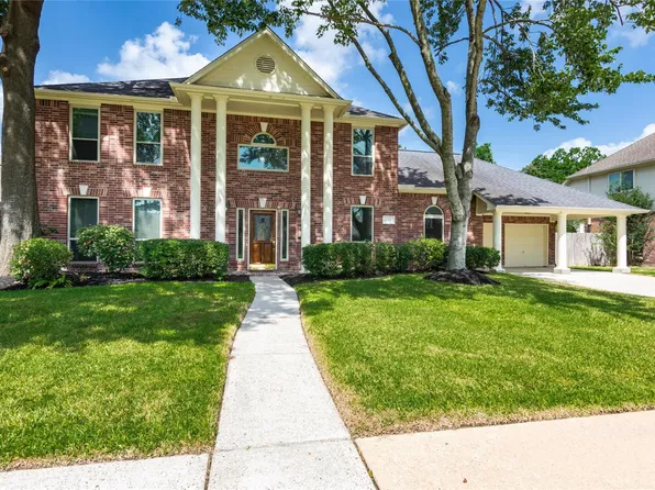 16410 Avenplace Rd, Tomball, TX 77377