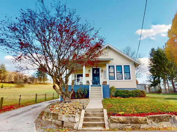 74 Haymond Rd, Grafton, WV 26354