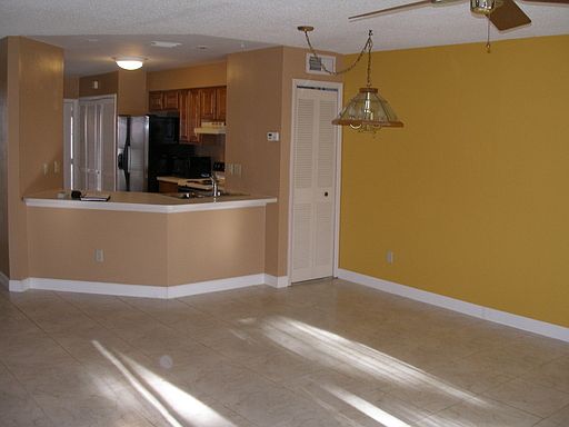 2nd image of 4891 Walden Cir