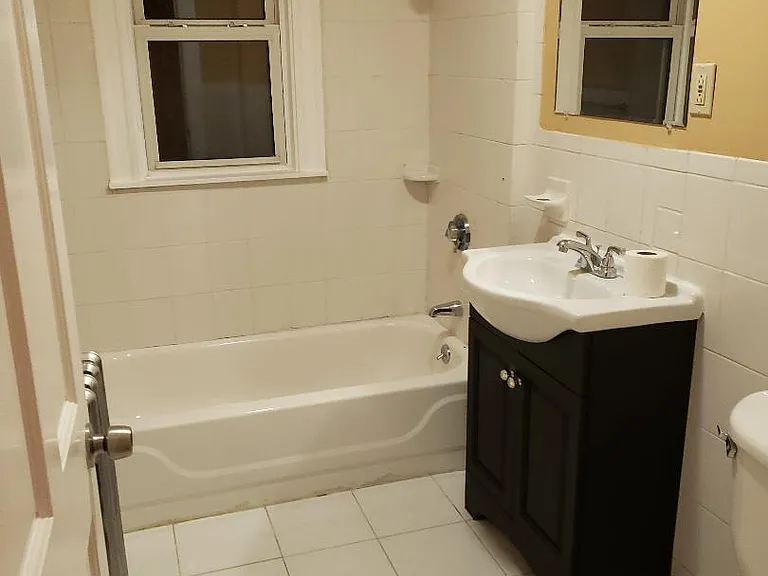 105 Draper St #1 — Photo 1