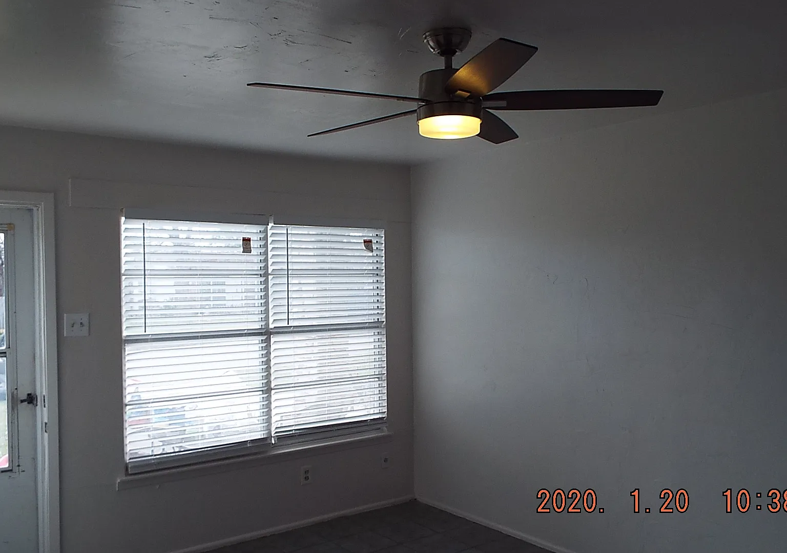 3 bed, 936 sqft, $1,395 — Photo 4