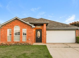 807 Ponselle Dr, Arlington, TX 76001