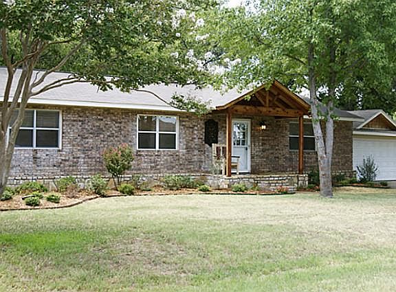 3rd image of 3910 Angelina Ct N