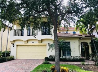 1061 Vintner Blvd, Palm Beach Gardens, FL 33410