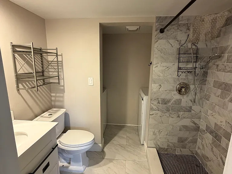 5245 Cedarbend Dr #4 — Photo 5