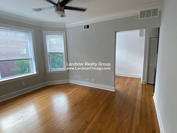 4th image of 4402 N Ashland Ave APT 5