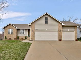 4939 N Shadow Ln, Wichita, KS 67219