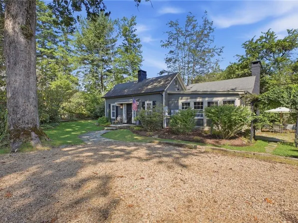 181 Maple Street, Blowing Rock, NC 28605