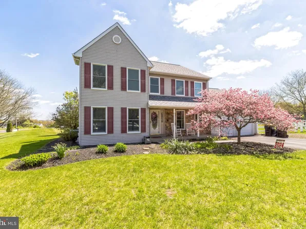 581 Paterno Dr, Harleysville, PA 19438