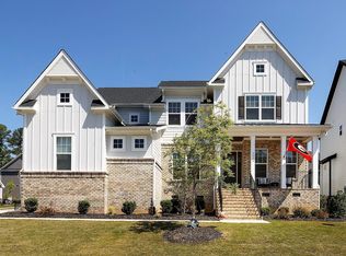 2924 Banks Knoll Dr, Cary, NC 27519