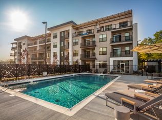Notch at Nora, Indianapolis, IN 46240