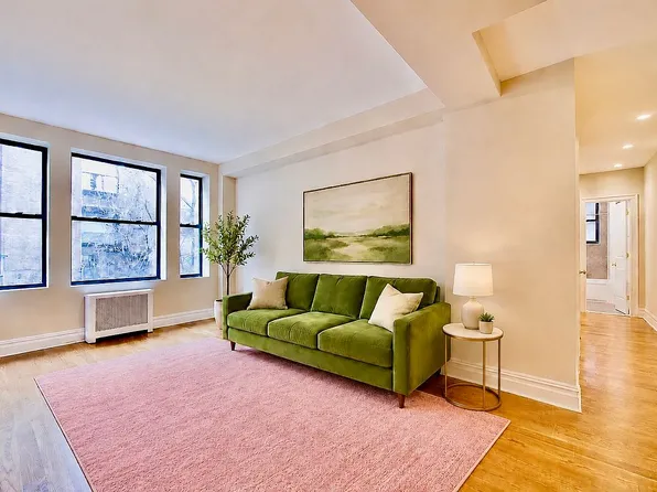 706 Riverside Dr APT 2B, New York, NY 10031