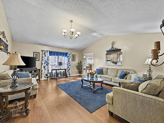 5th image of 317 Vanover Way
