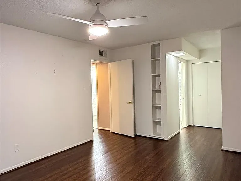 2744 Briarhurst Dr #2 — Photo 22