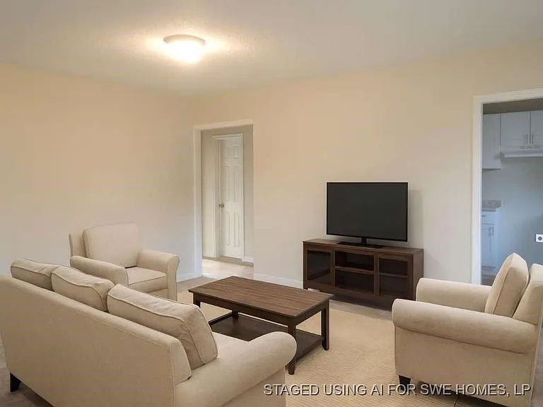4218 Buck St — Photo 4