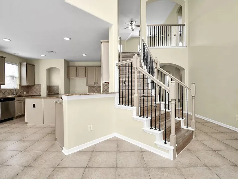 6315 Bain Dr — Photo 29